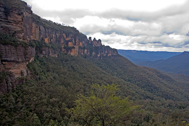 Three Sisters Wall