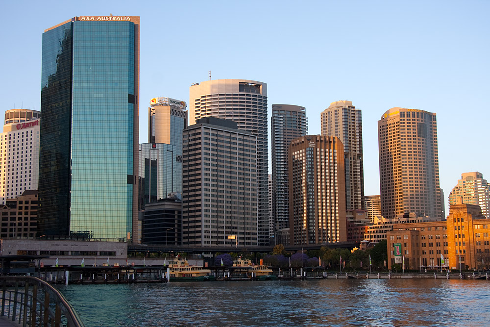 [Early Morning at Circular Quay]