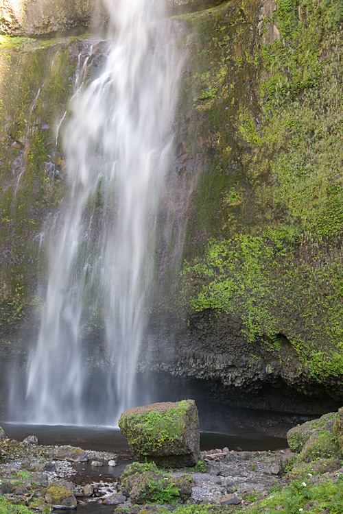 [Upper Multnomah Falls]