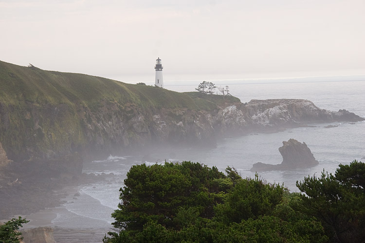 [Yaquina Head Lighthouse]