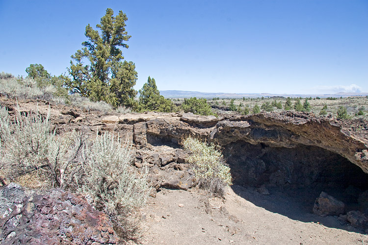 [Lava Tube Cave]