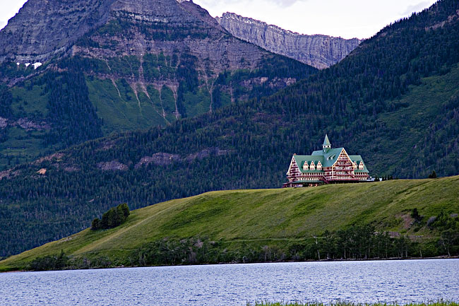 [Prince of Wales Hotel]